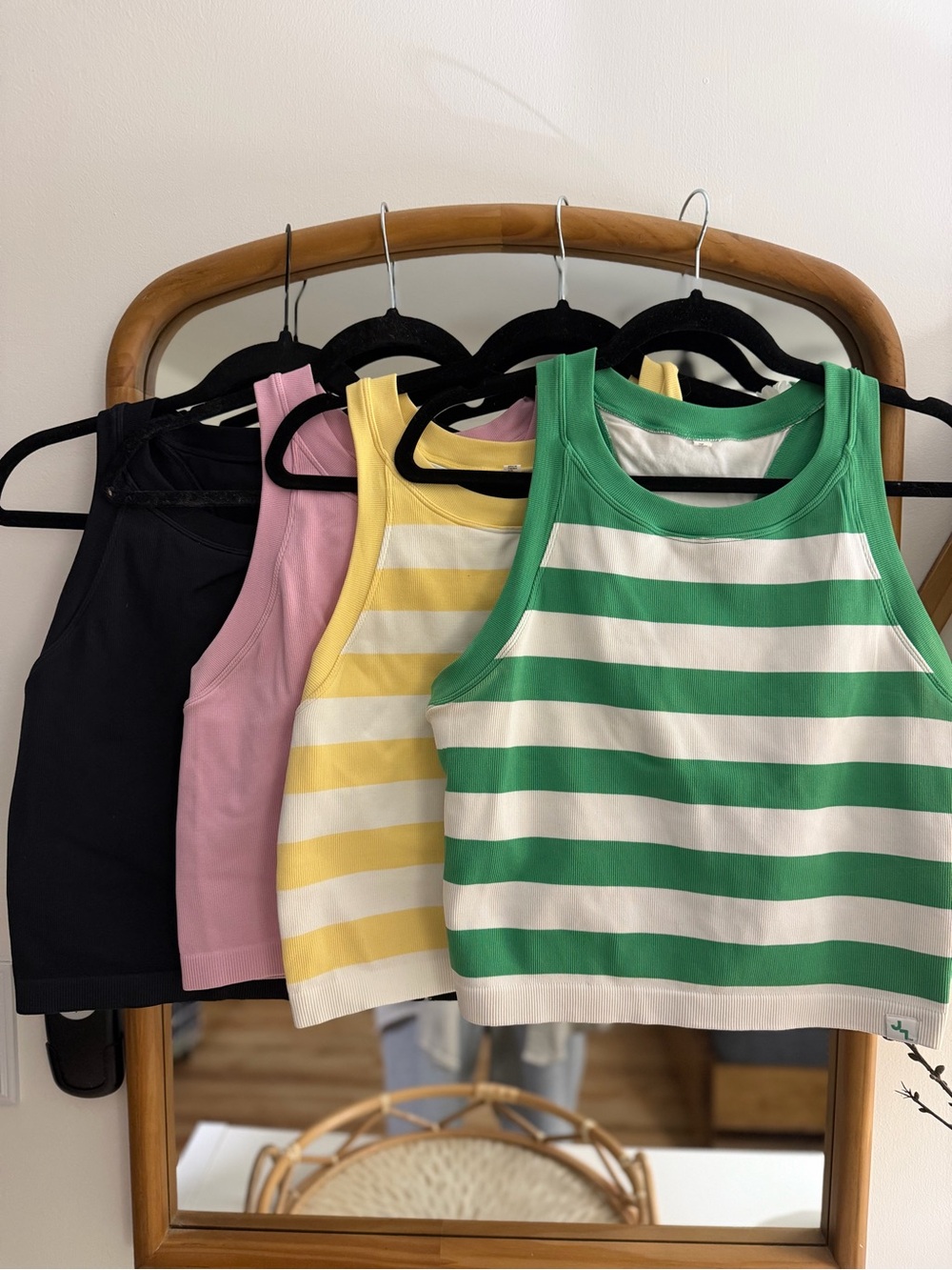 4 Joy Lab Cropped Active Tanks with Built in Bra